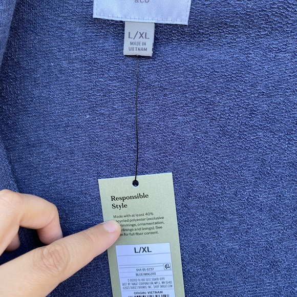 Bathrobe - Picture 3 of 4